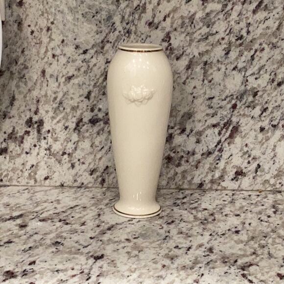 Lenox Rosebud Vase - Picture 3 of 4